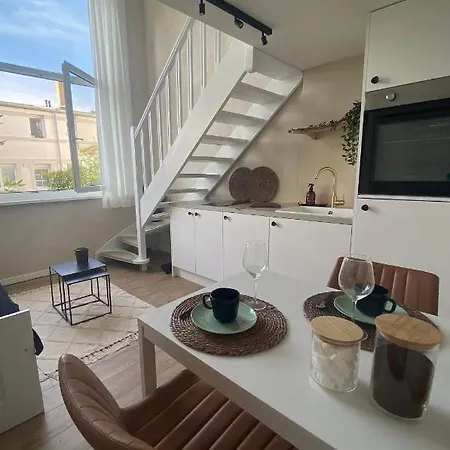 Duplex Au Centre De Et Proche De La * 维姆勒